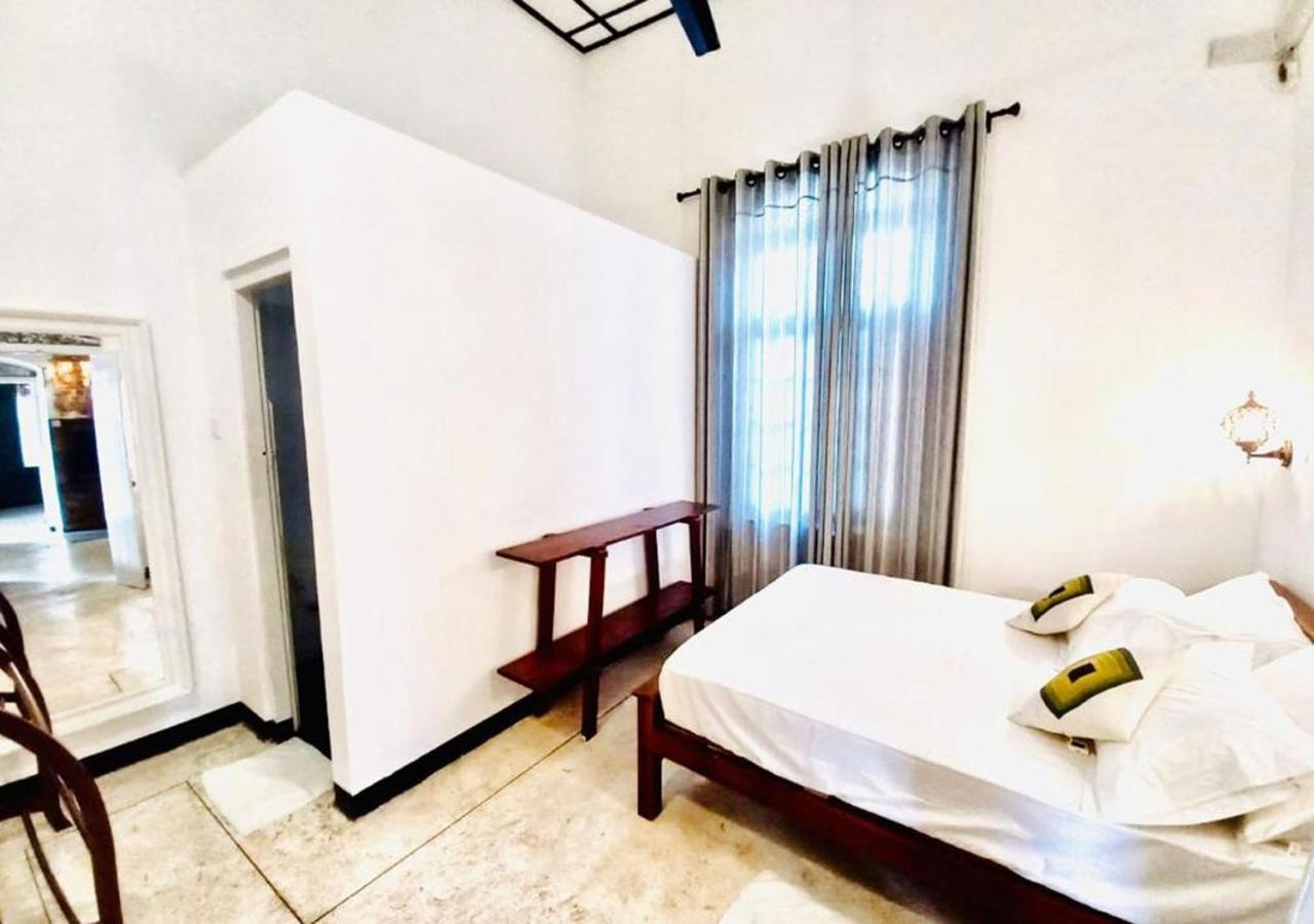 Beverly Villa Dehiwala-Mount Lavinia Exterior photo